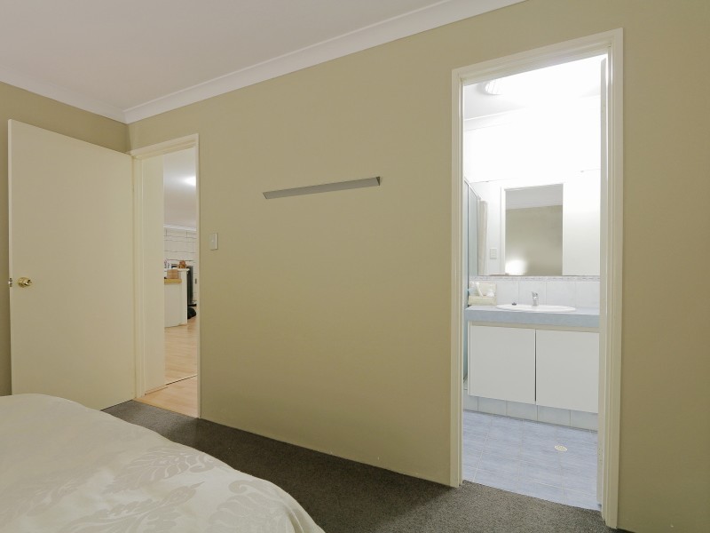 11/26 Bickley Road, Cannington WA 6107