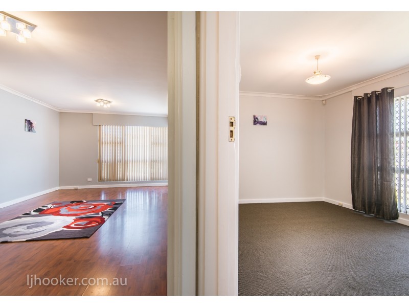 98 Station Street, East Cannington WA 6107
