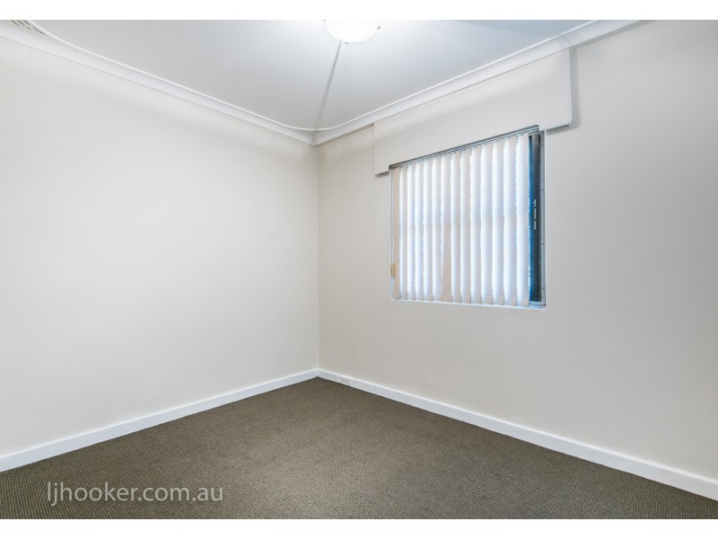 98 Station Street, East Cannington WA 6107