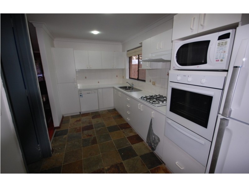 10 Gravity Street, Beckenham WA 6107