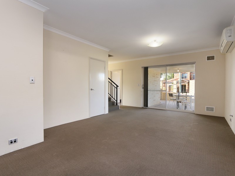 24 Firby Street, Cloverdale WA 6105