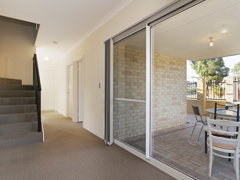 24 Firby Street, Cloverdale WA 6105