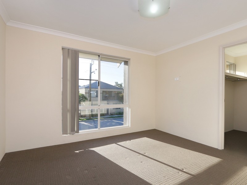 24 Firby Street, Cloverdale WA 6105