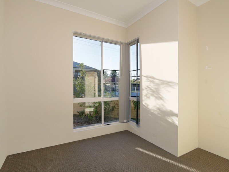 24 Firby Street, Cloverdale WA 6105