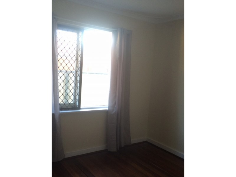 6 Romney Street, Beckenham WA 6107