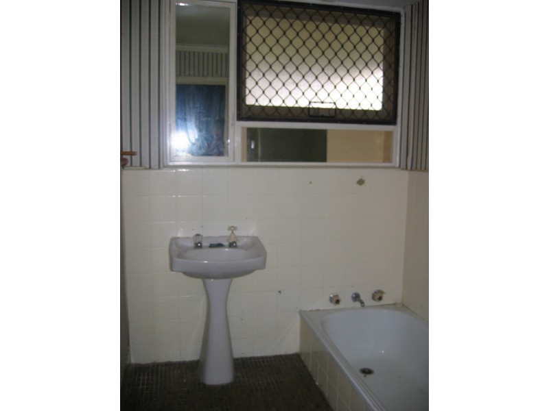 6 Romney Street, Beckenham WA 6107