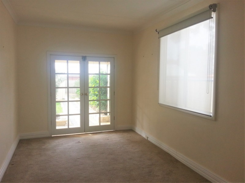 240 Berwick Street, Victoria Park WA 6100