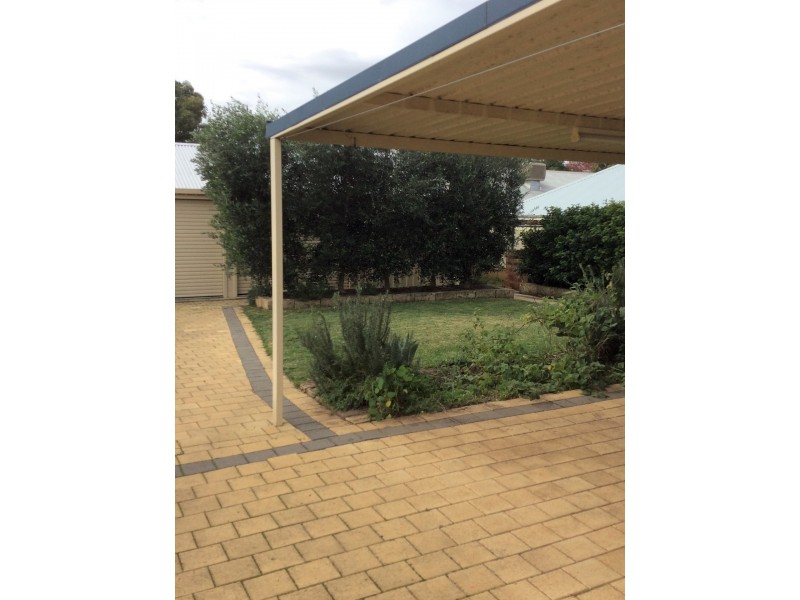 240 Berwick Street, Victoria Park WA 6100