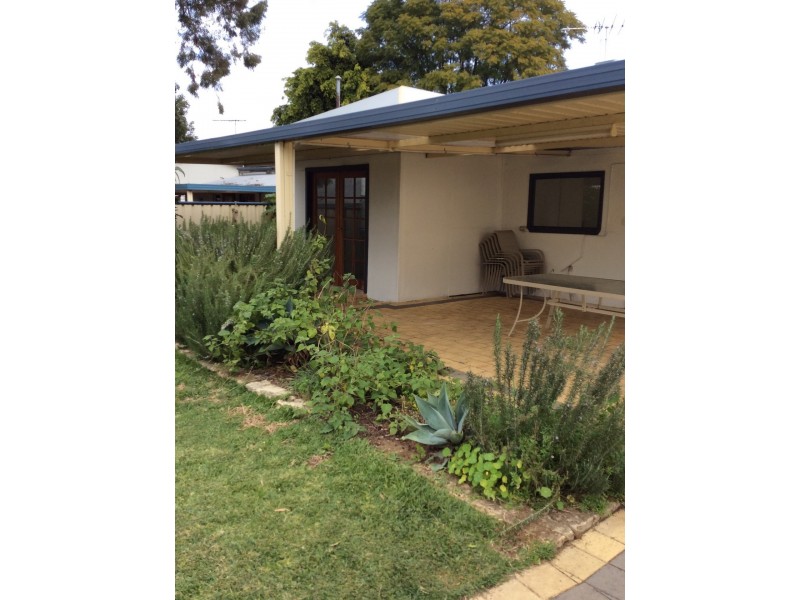 240 Berwick Street, Victoria Park WA 6100