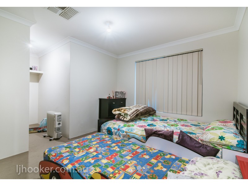 208B Hamilton Street, Queens Park WA 6107