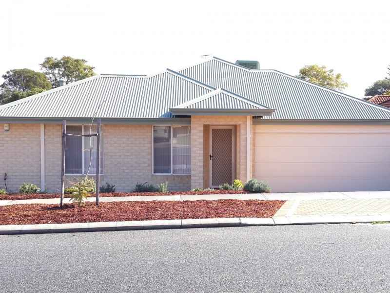 37A Coolgardie Street, St James WA 6102