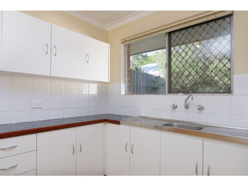 2A Grantham Place, Carlisle WA 6101