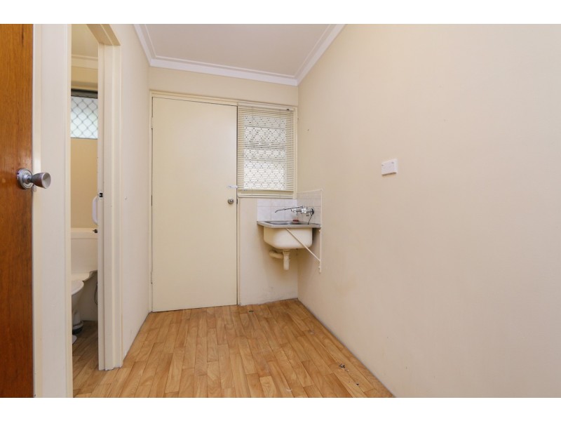 2A Grantham Place, Carlisle WA 6101