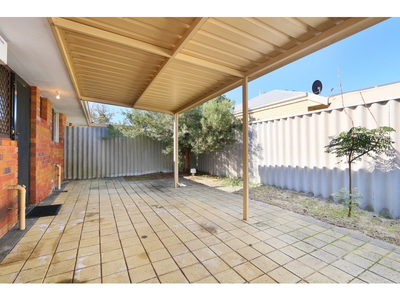 2A Grantham Place, Carlisle WA 6101