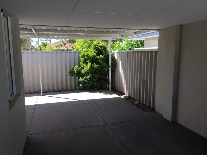 2/84 Henry Street, East Cannington WA 6107