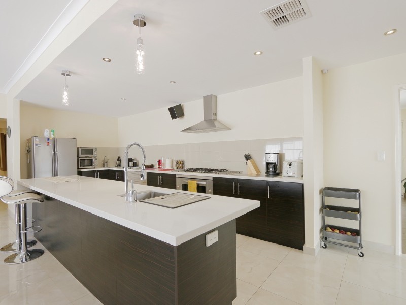 15A Cornwall Street, Lathlain WA 6100