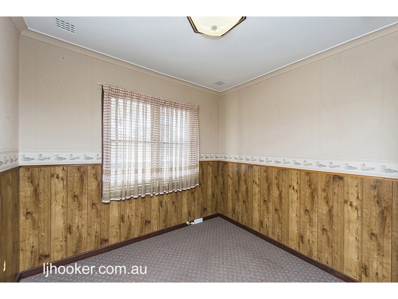 19 Farnham Street, Bentley WA 6102