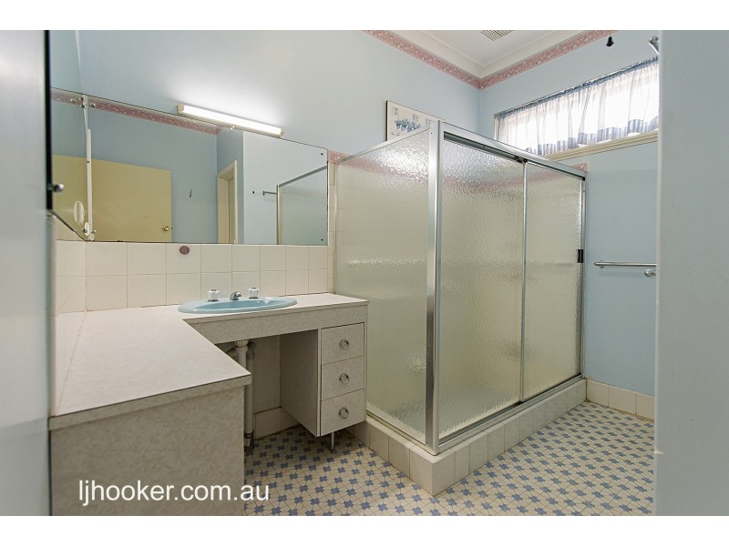 19 Farnham Street, Bentley WA 6102