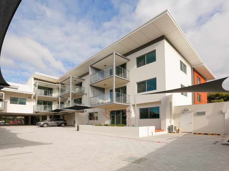 4/77 Armagh Street, Victoria Park WA 6100