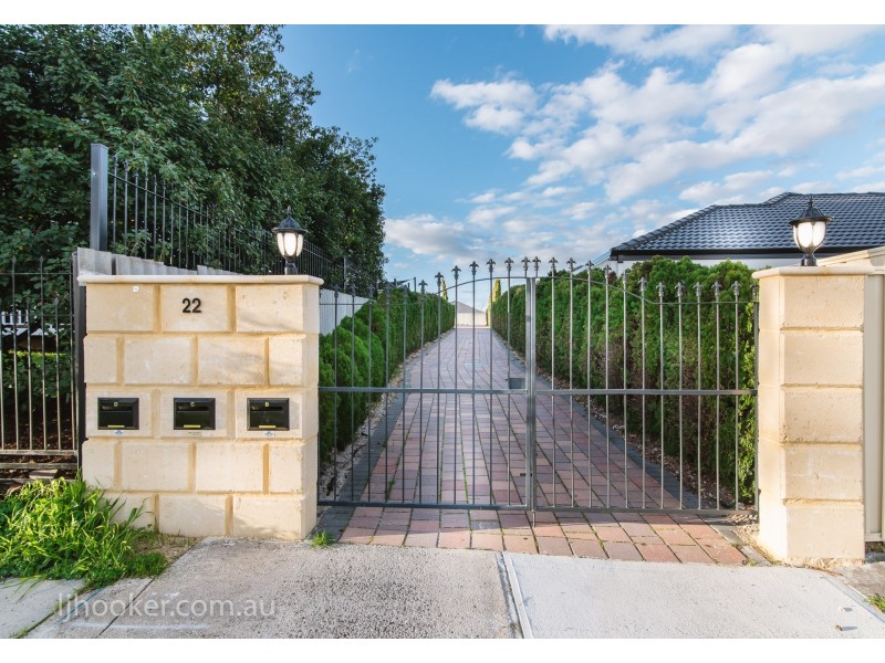 22D Stephen Street, Queens Park WA 6107