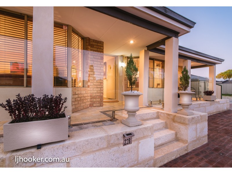 22B Stephen Street, Queens Park WA 6107