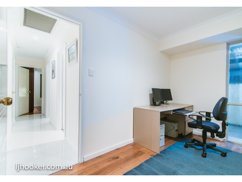 22B Stephen Street, Queens Park WA 6107