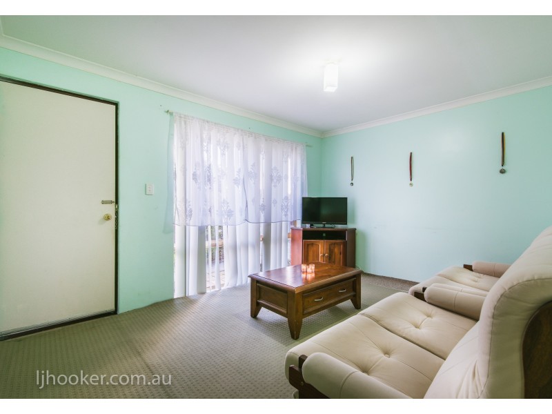 5 Firetail Court, Seville Grove WA 6112