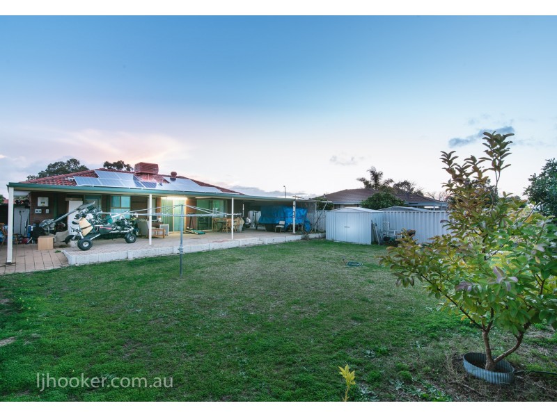 5 Firetail Court, Seville Grove WA 6112