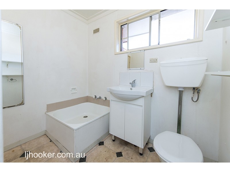 25A Dumond Street, Bentley WA 6102