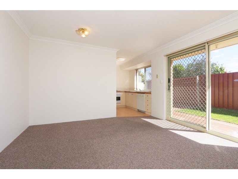 7/9 Lansing Street, Queens Park WA 6107