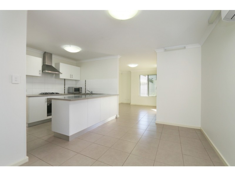 2/82 Great Northern Highway, Midland WA 6056