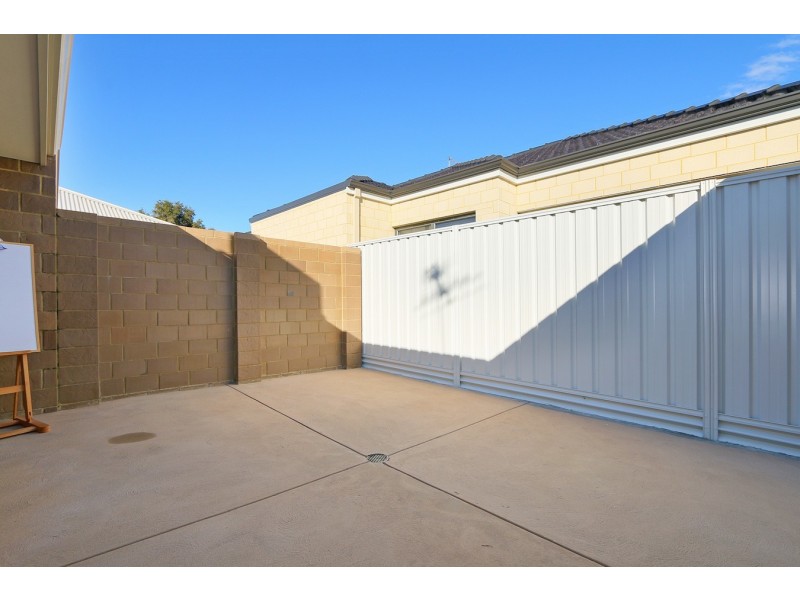 2/82 Great Northern Highway, Midland WA 6056