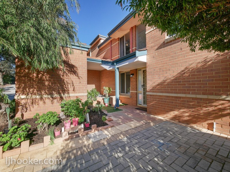 4/3 Fogerthorpe Crescent, Maylands WA 6051