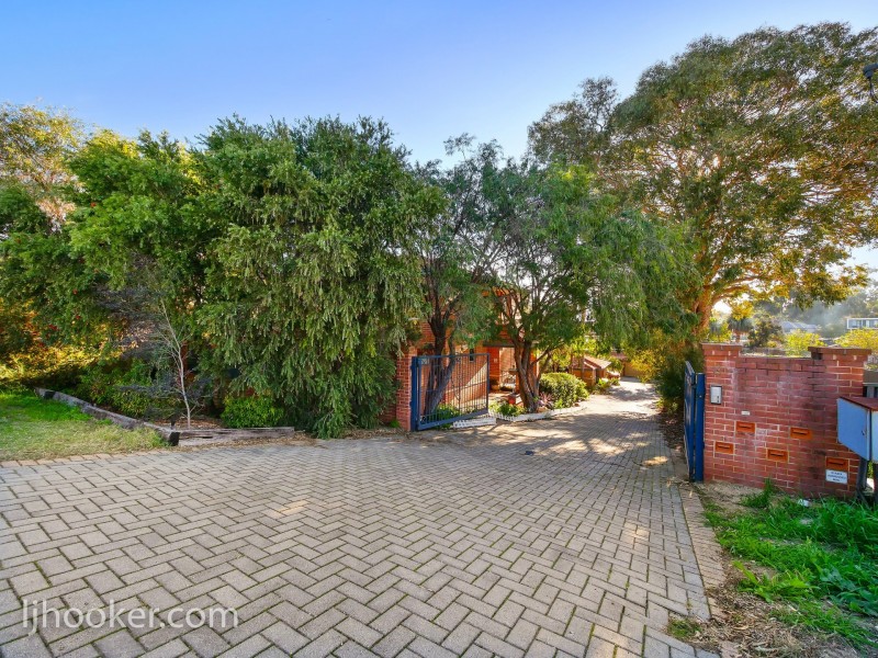 4/3 Fogerthorpe Crescent, Maylands WA 6051