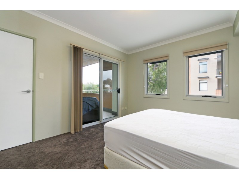 13/76 Newcastle Street, Perth WA 6000