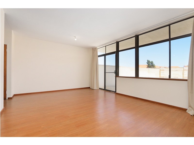 3/27 South Terrace, Como WA 6152