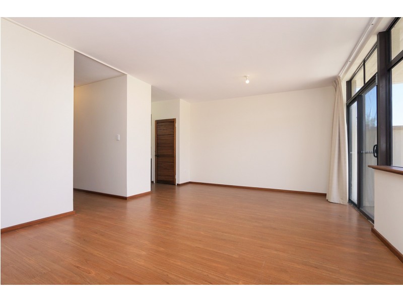 3/27 South Terrace, Como WA 6152