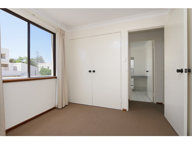 3/27 South Terrace, Como WA 6152