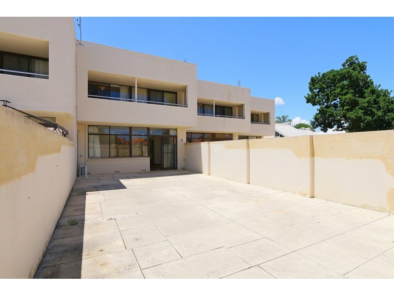 3/27 South Terrace, Como WA 6152