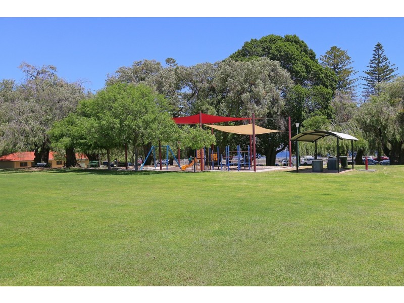 3/27 South Terrace, Como WA 6152