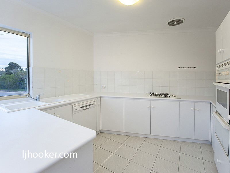 4/20 Egham Road, Burswood WA 6100