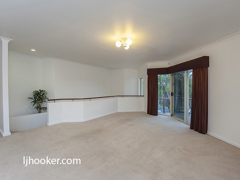 4/20 Egham Road, Burswood WA 6100