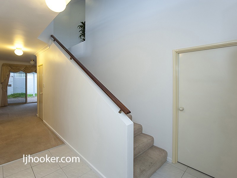 4/20 Egham Road, Burswood WA 6100