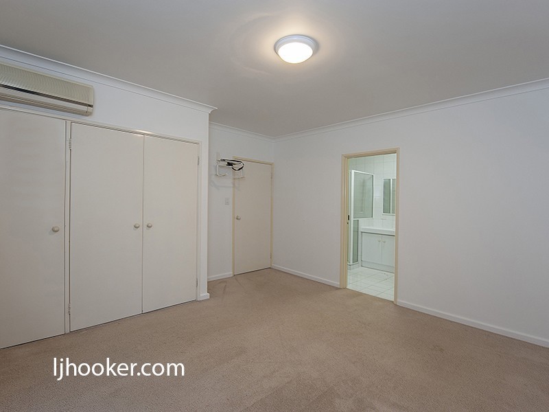 4/20 Egham Road, Burswood WA 6100
