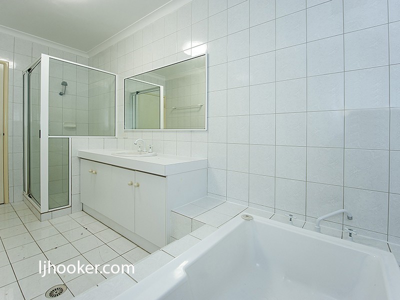 4/20 Egham Road, Burswood WA 6100