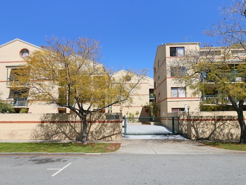 4/18 Forrest Avenue, East Perth WA 6004