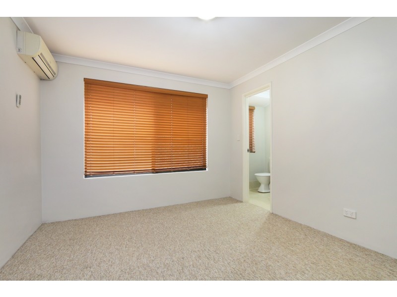 85A Walpole Street, St James WA 6102