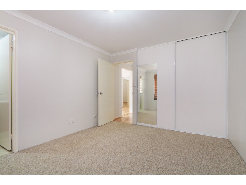 85A Walpole Street, St James WA 6102