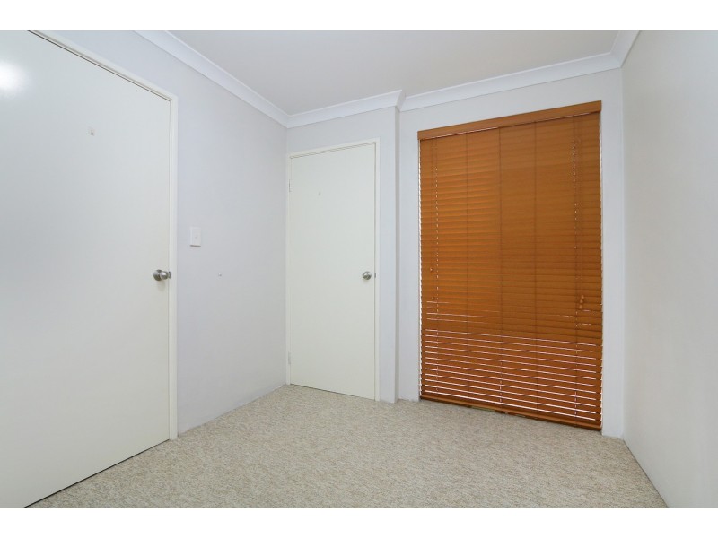 85A Walpole Street, St James WA 6102