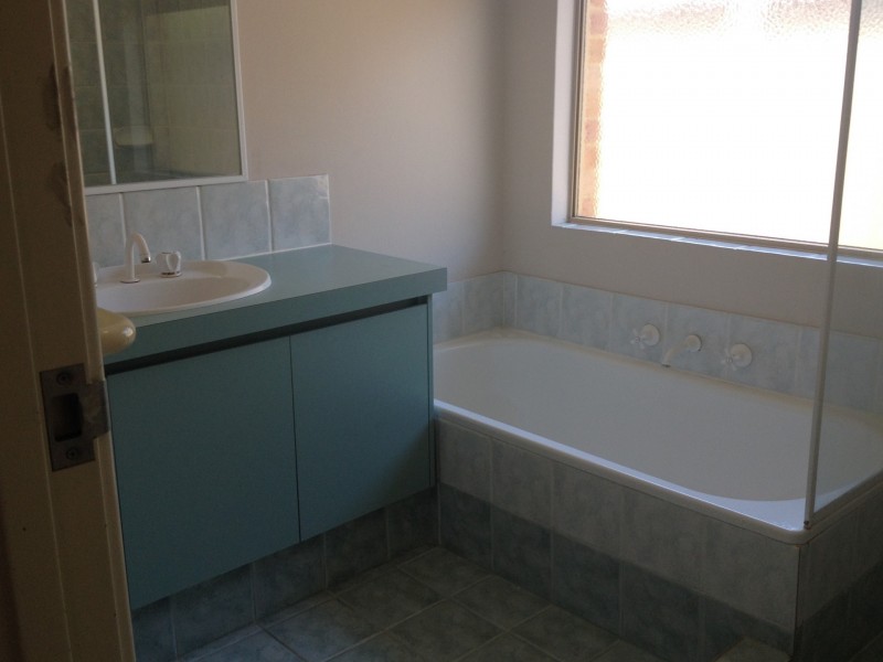 4/75 Hamilton Street, Cannington WA 6107